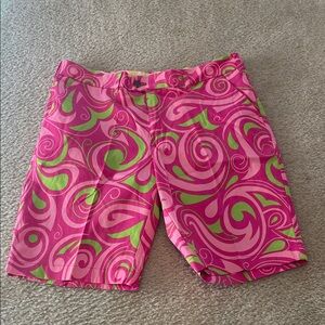 Stylish Pink and Green Swirl Men's Shorts